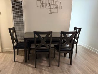 Dining Table Set