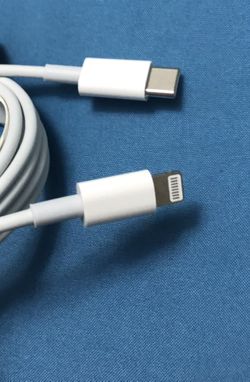 Apple USB-C to Lightning Cable