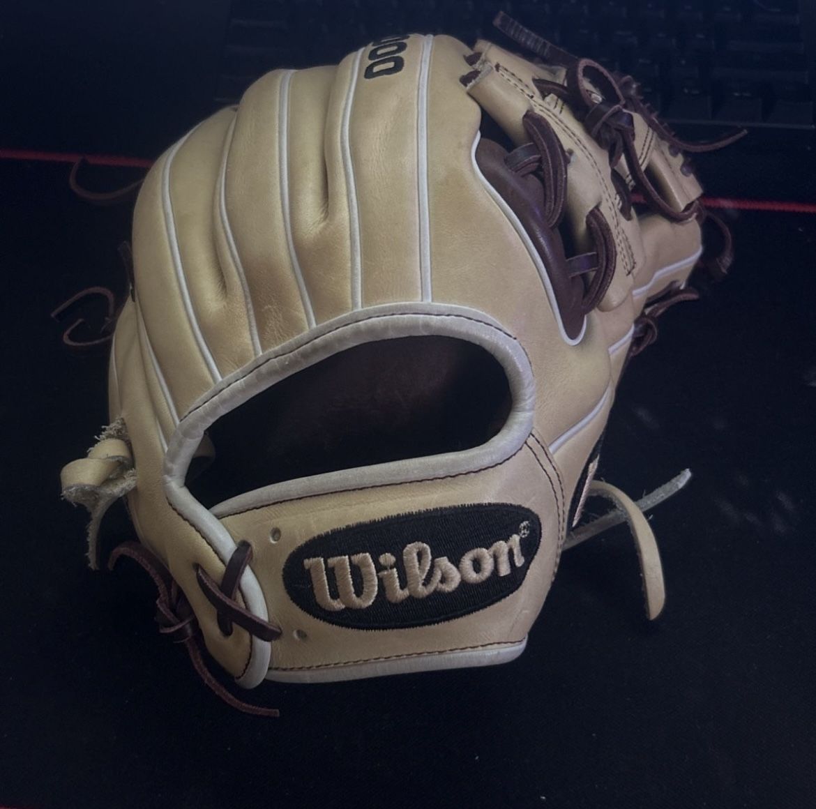 Wilson A2000 Baseball Glove