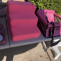 Dog Car Seat / Dog Food And Water Bowl