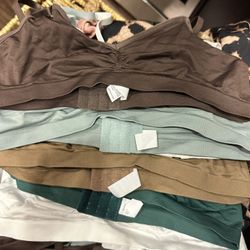 Women’s Clothing From Large -3xl $1 Tops $2 Pants Shoes$2