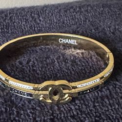Women’s Luxury Bracelet 