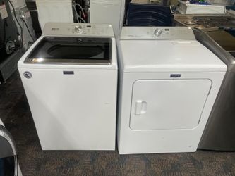 Maytag set washer and dryer electric