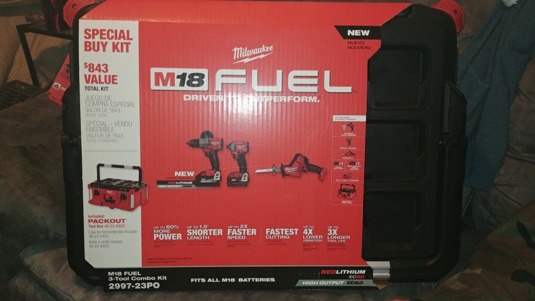 Milwaukee M18 FUEL 2997-23PO cordless three tool combo kit