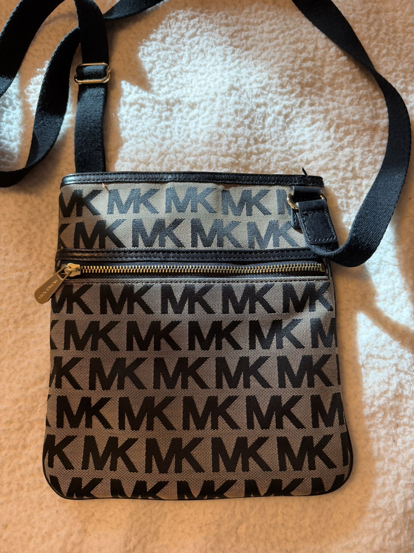 Michael Kors Crossbody Bag