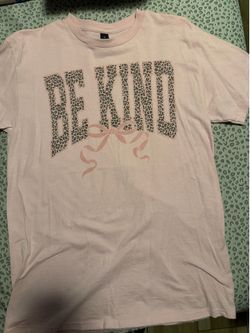 Medium Gilden graphic shirts