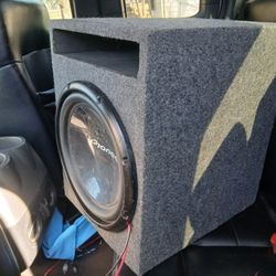 12 Inch Pioneer Sub With Box
