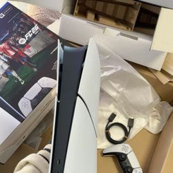 PS 5 WITH CONTROLLERS 