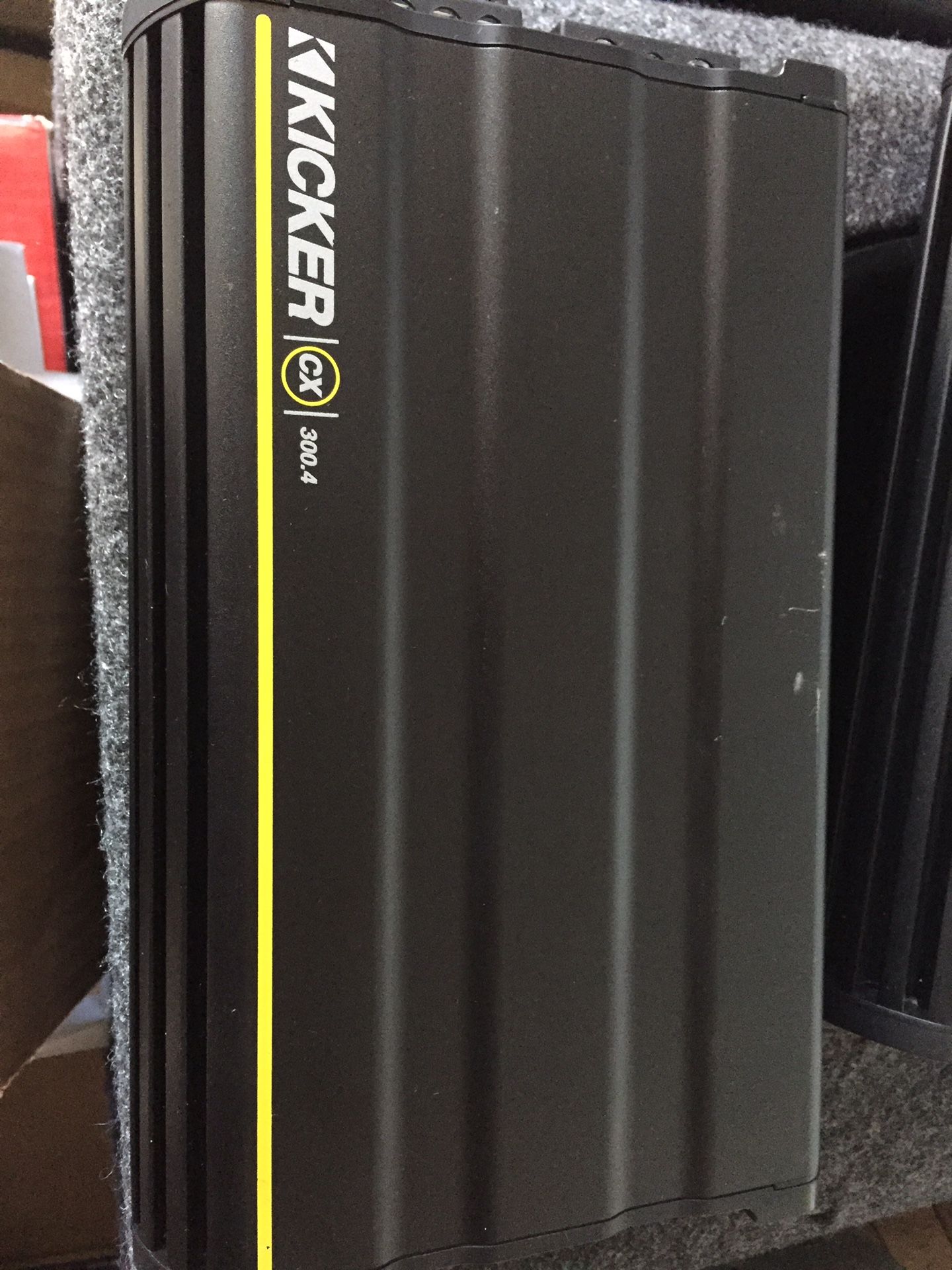 Kicker Cx300.4 4 channel 600 watt Amp