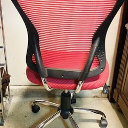 Hot Pink Rolling Computer Chair