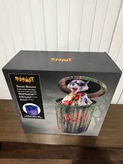 Trash Bandit (Spirit Halloween Animatronic)