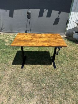 Standing desk 48x30
