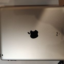 iPad 2 With Zagg Wireless keyboard 