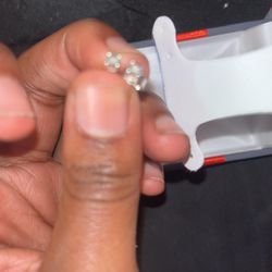 diamond earrings 