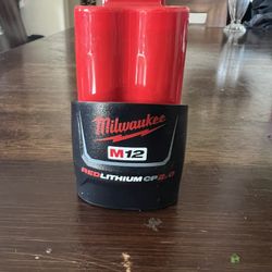 New Milwaukee M12 Red Lithium Cp 2.0