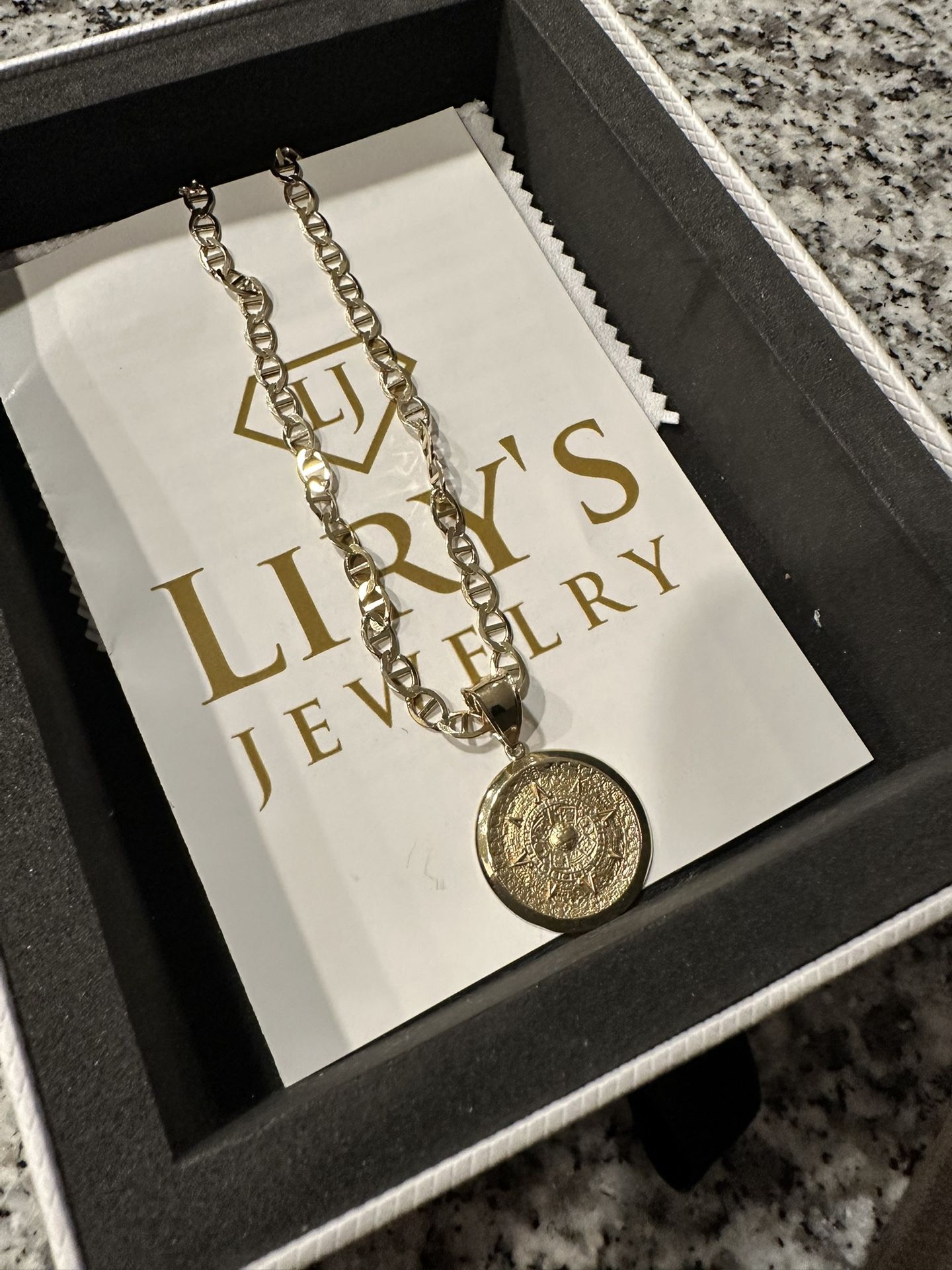 10k Gold Chain And Pendant Set