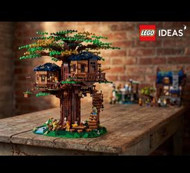 LEGO Ideas Tree House Set #21318 - 3,036 Piece