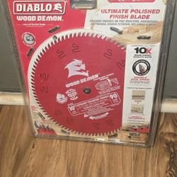 DIABLO

10in. x 90-Tooth Ultimate Polished Finish Saw Blade for Wood