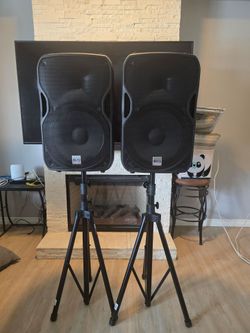 ALTO Professional 800 Watt Truesonic Powered Speakers (Pair)