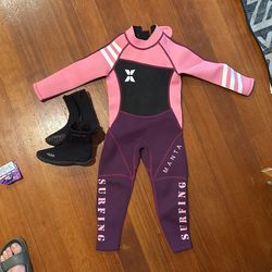 Kids Wetsuit Size 4 With Size 8 Booties