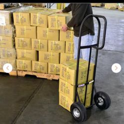 Milwaukee 800 Ib. Capacity D-Handle Hand Truck