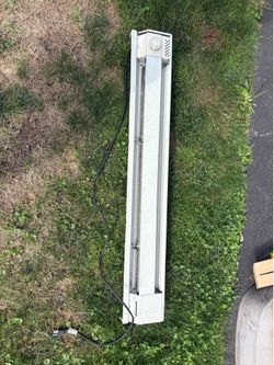 Baseboard heater