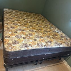 King Bed 