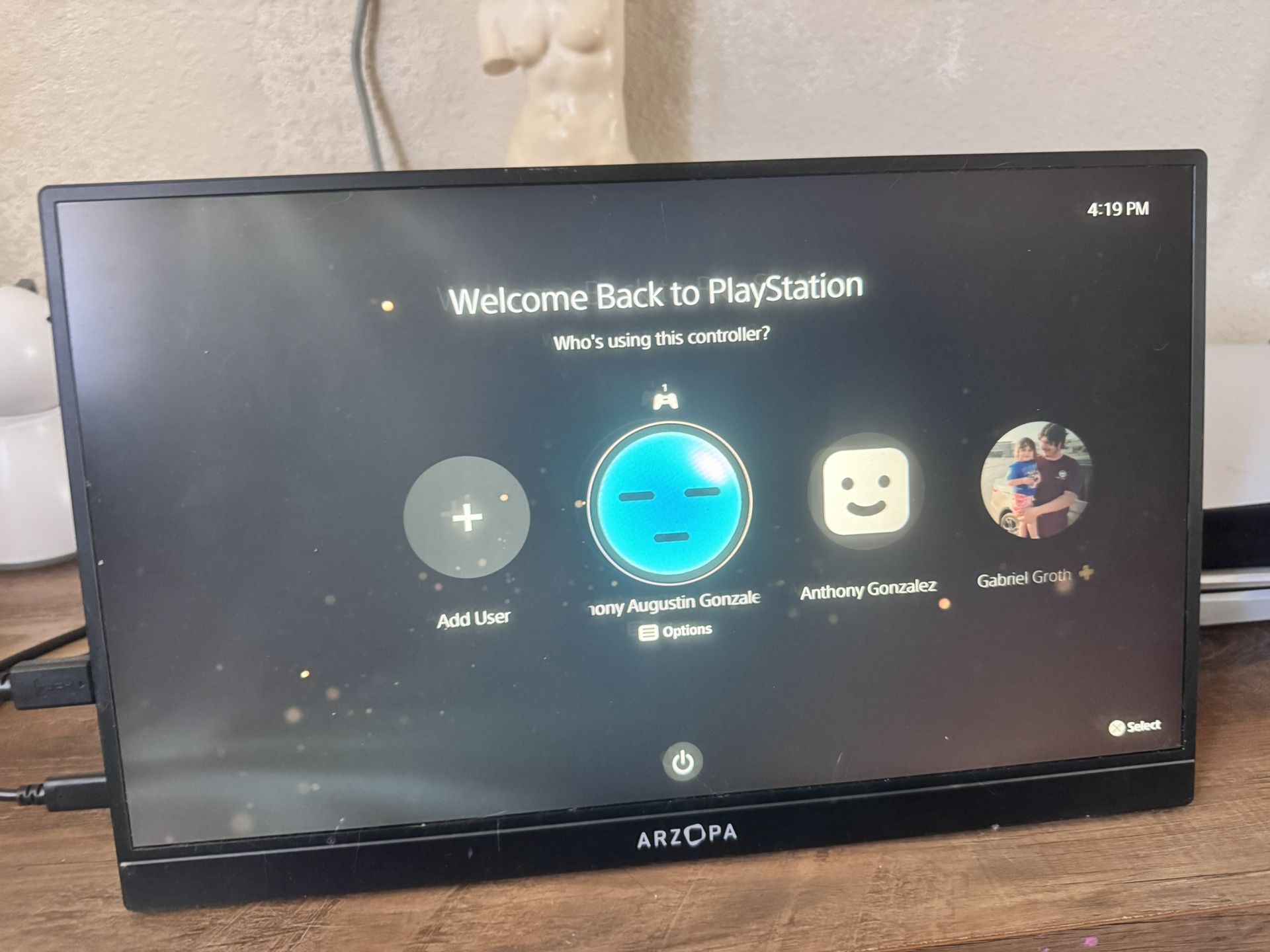 🖥️ Arzopa 120Hz Portable Monitor – $75 – Must Go! 🖥️ 💨 Priced to Sell – I’ll Clean Before Handoff