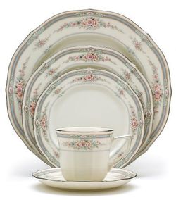 Noritake Rothschild china set, complete 