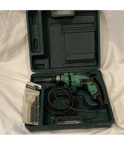 Hitachi D10VH Heavy Duty Corded Drill Set, Case & Bits, Keyed Chuck, Green/Black