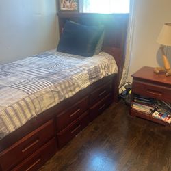 Bedroom Set, 2 Twin Size Beds 