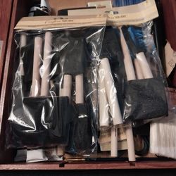 Paints And Brushes Kit 50 OBO