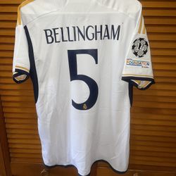 Real Madrid Home Fan Version Jersey Bellingham Large