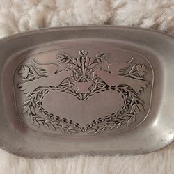 Wilton Bread Plate Armetale Silver Pewter Lovebirds Heart Serving Tray Dish 9.5" x 6.5"