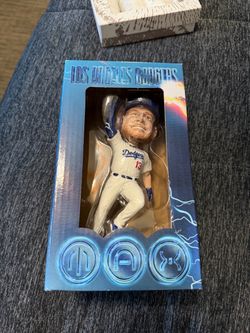 Max Muncy Bobblehead