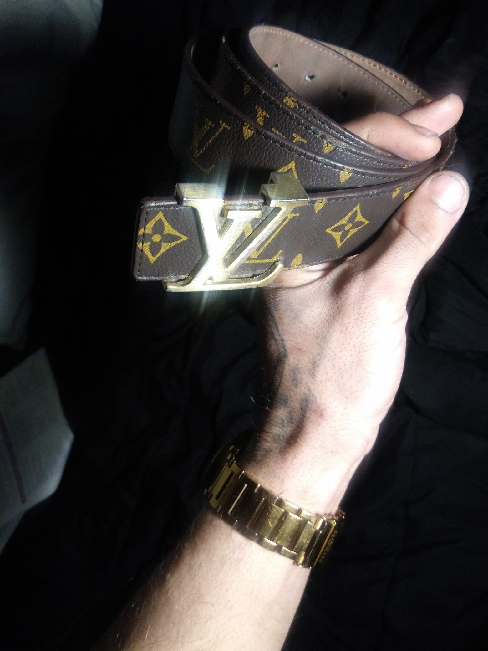 Louis vuitton belt (100% Authentic)