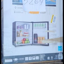 Free Mini Fridge And Shelf Organizer *pending*