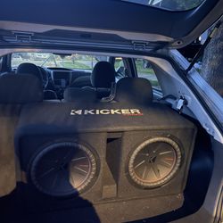 Kicker CompR Dual 12in. Subwoofers