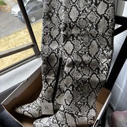 Snake Boots 