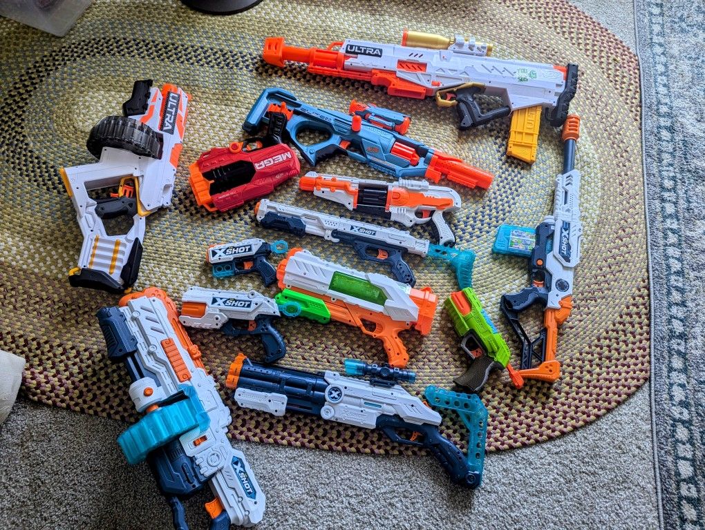 Nerf Guns All Of Them Almost New With Bullets Included
