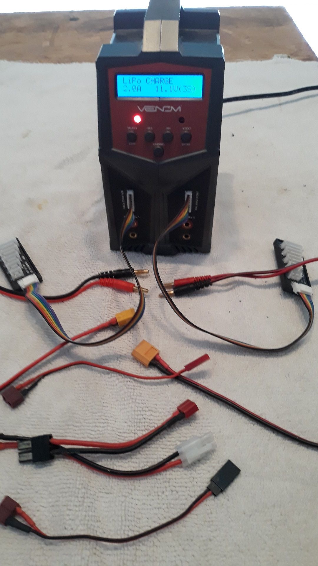 Venom duel lipo charger