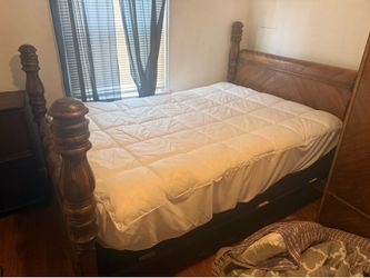 Full size bed