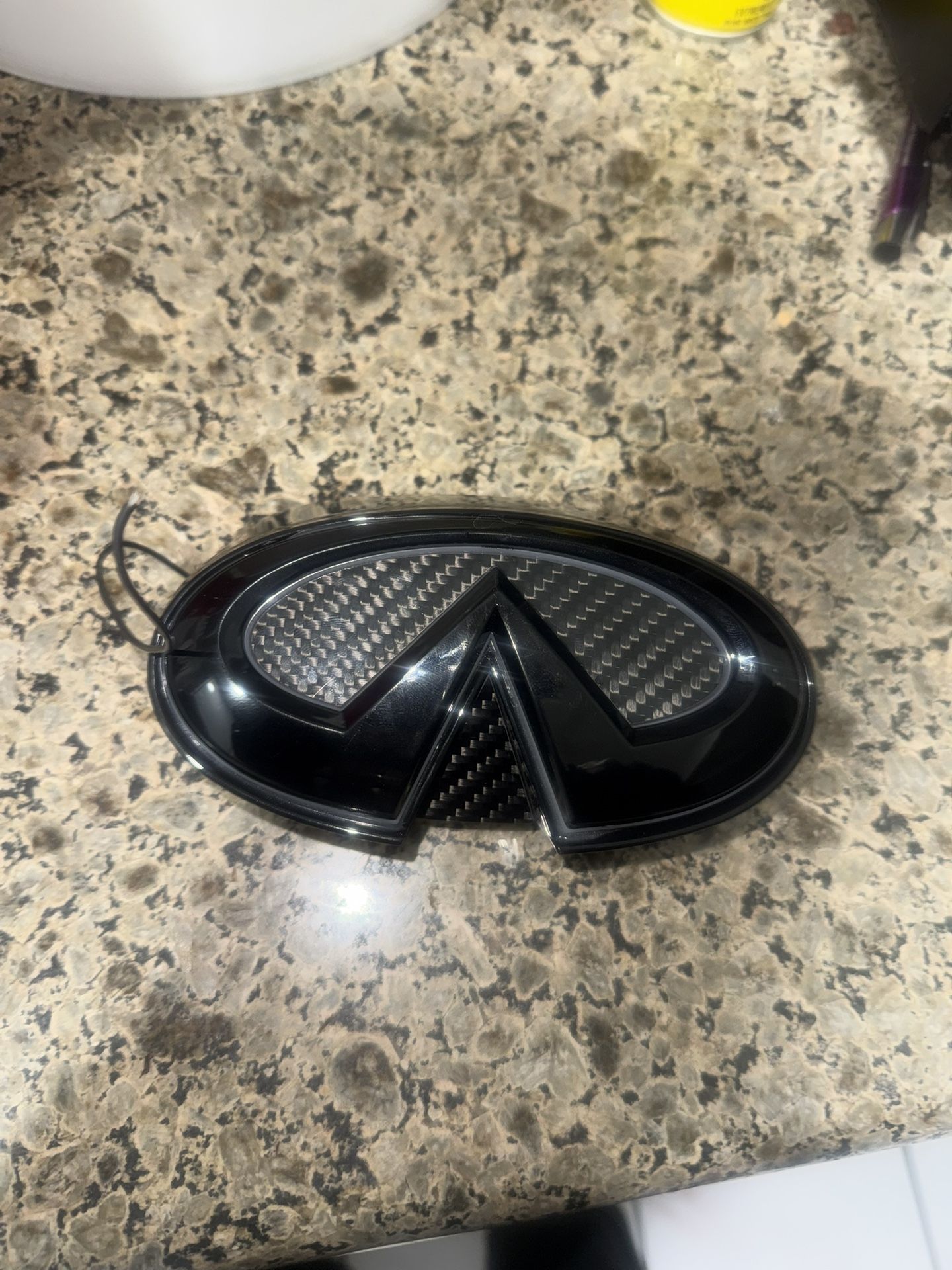 Led emblem g37/g35 infiniti 