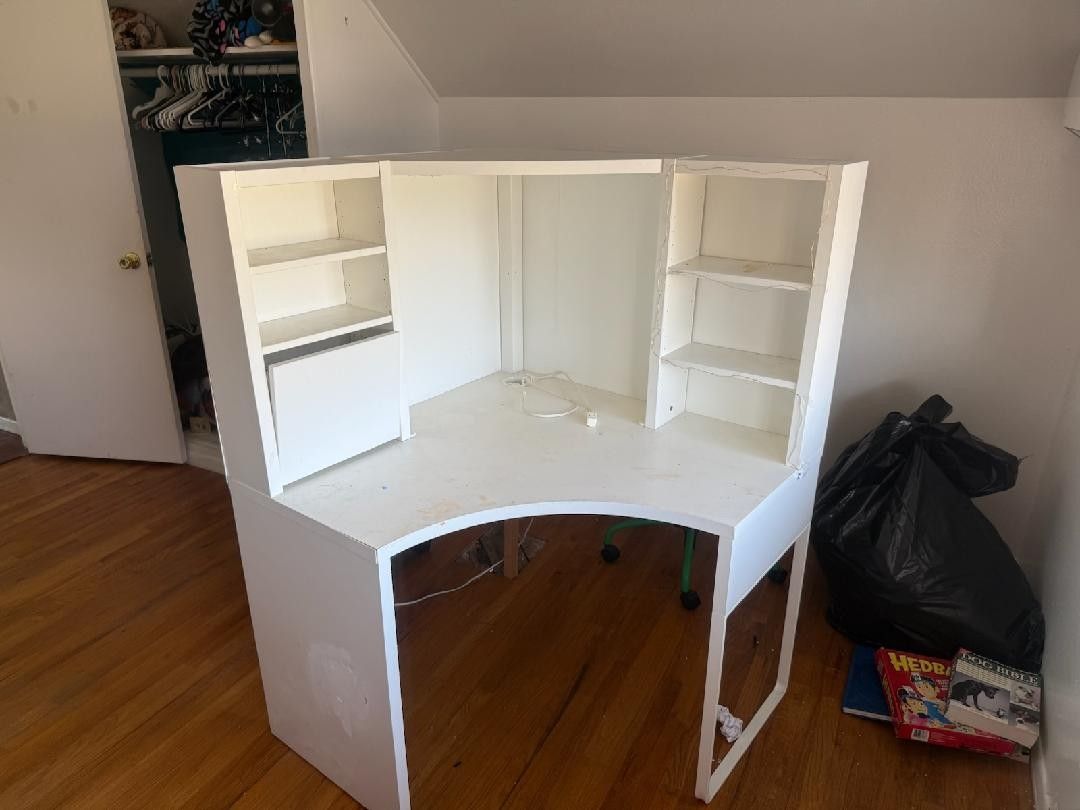 IKEA Corner DESK
