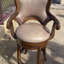 High Bar Chairs 🪑 