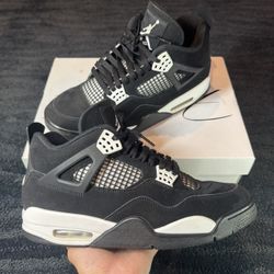 Jordan 4 Retro White Thunder