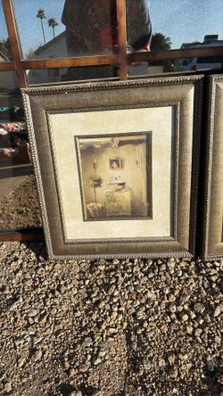 Picture Frames/Signs