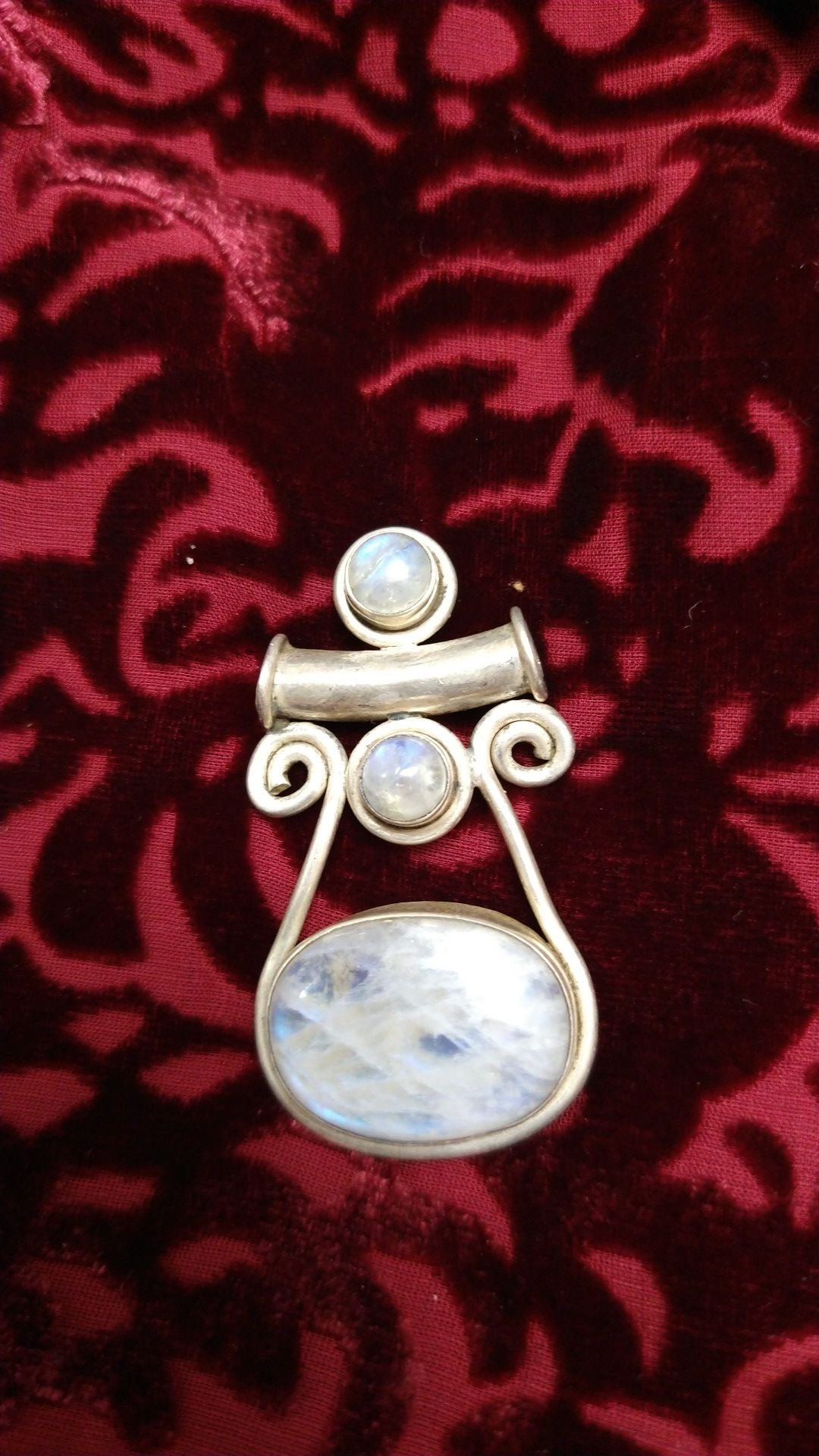 rainbow moonstone pendant