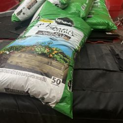 In Wasco- Large Plant Soil $15 A Bag
