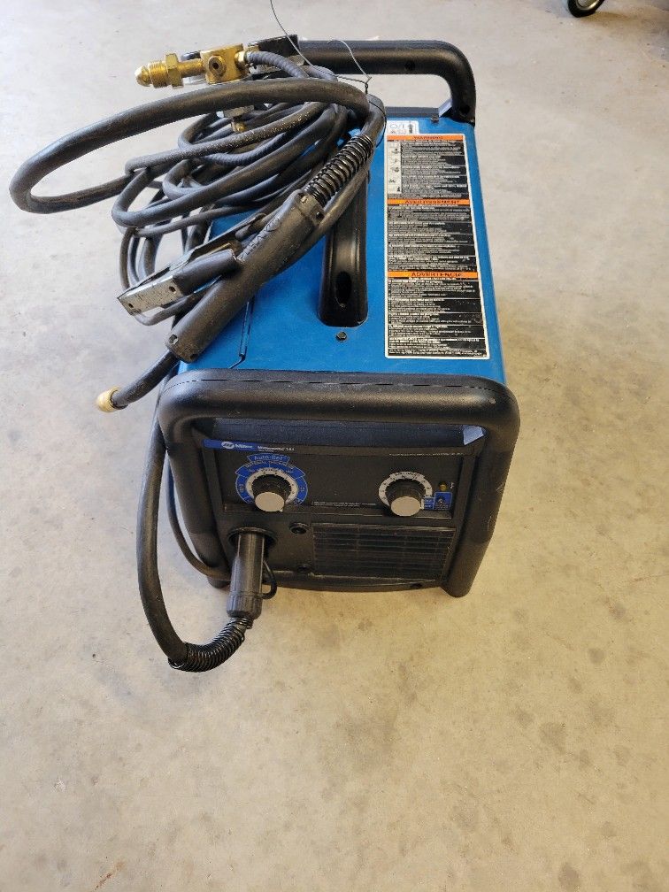 Miller 141 MIG Welder 